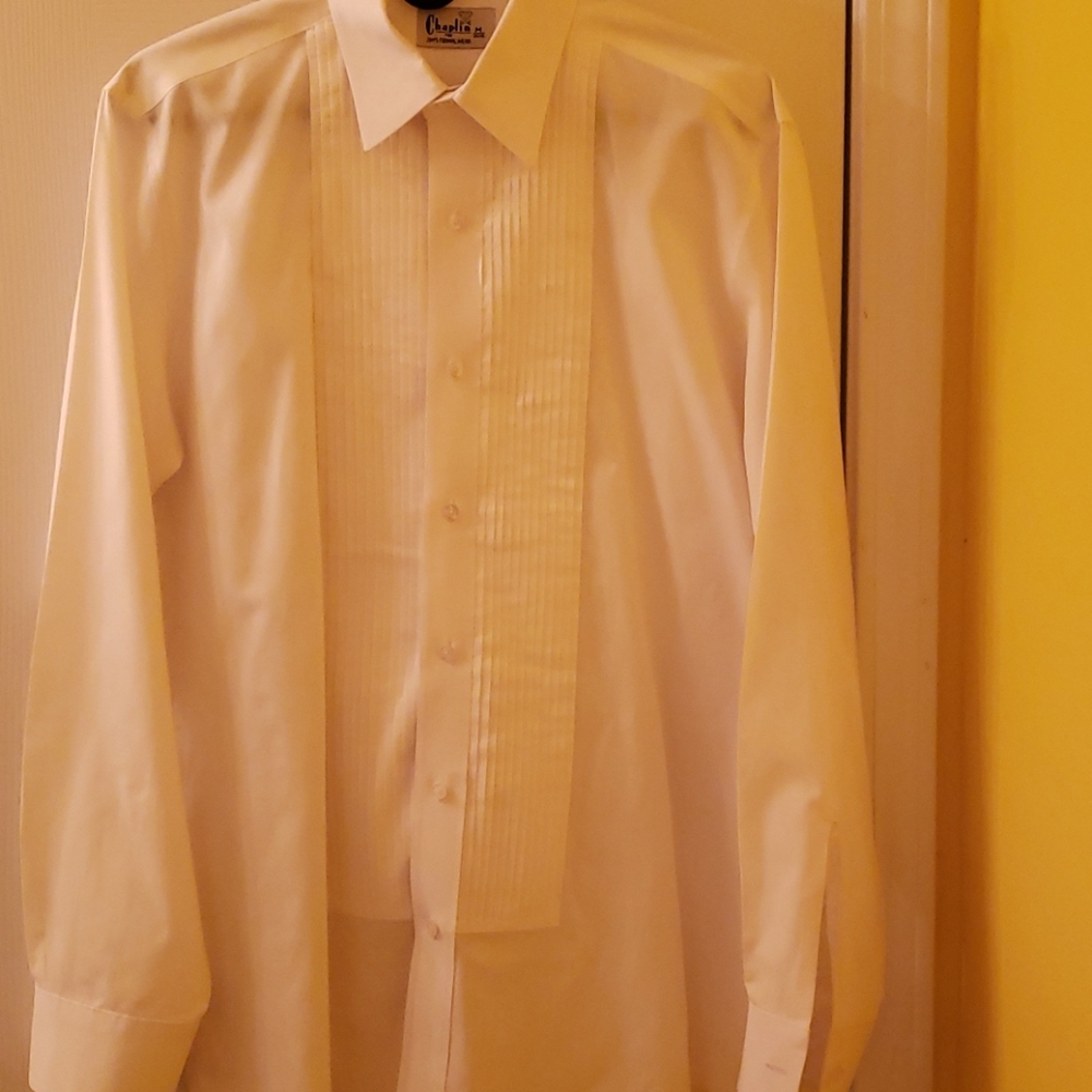 Chaplin for Jims Formal Wear 
Size: M 35/36 Easy F
